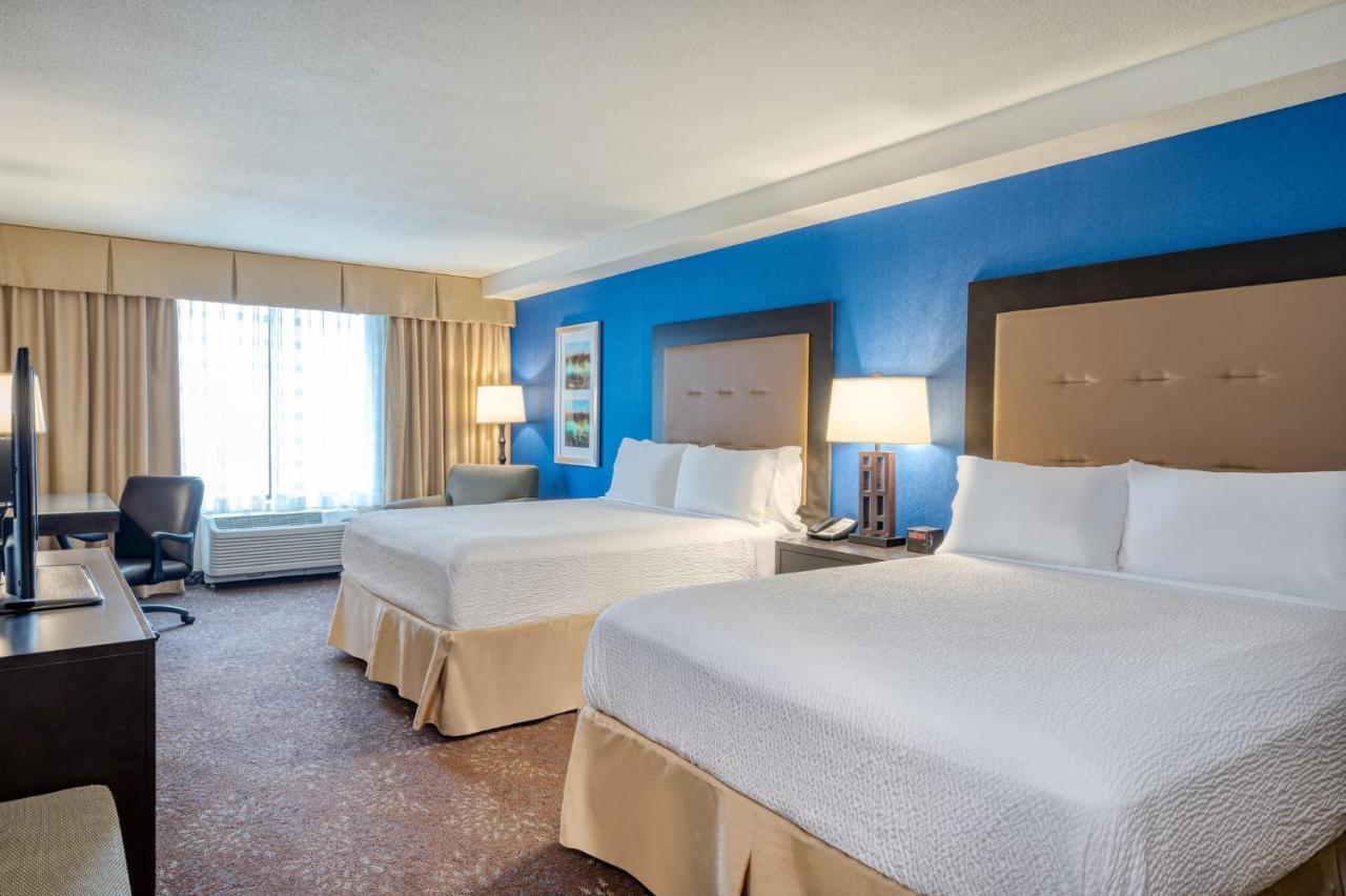 Holiday Inn - Terre Haute By Ihg Exterior photo