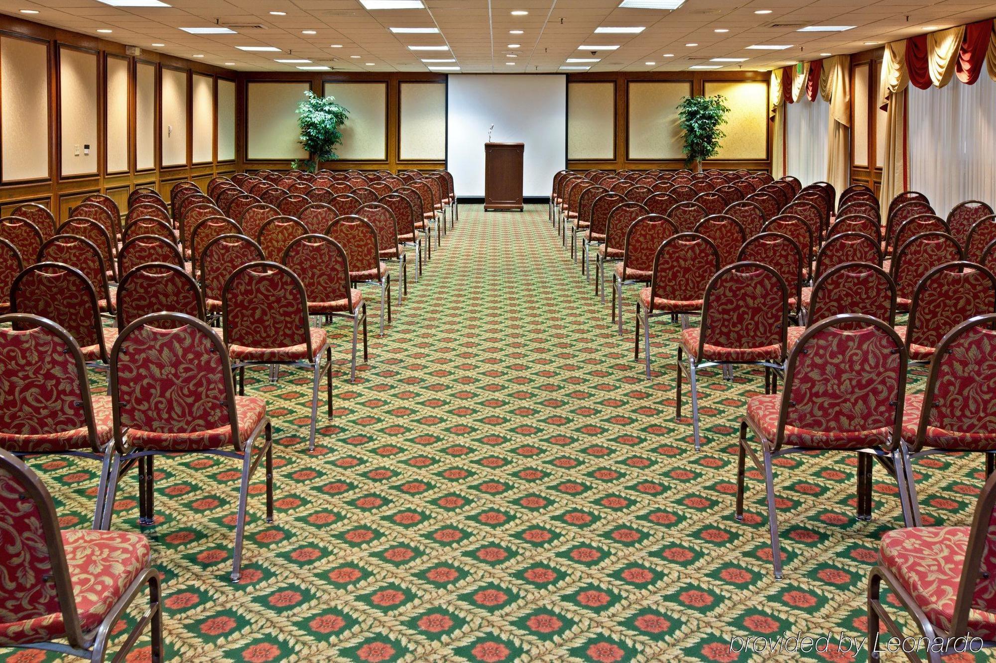 Holiday Inn - Terre Haute By Ihg Exterior photo